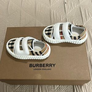 Burberry toddler shoes